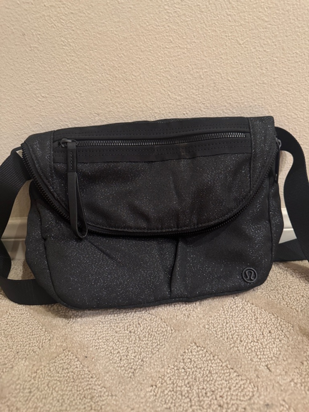 lululemon athletica Black Sparkle Messenger Crossbody